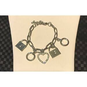 Pretty New Silver Rhinestone Heart & Padlock Charm Bracelet